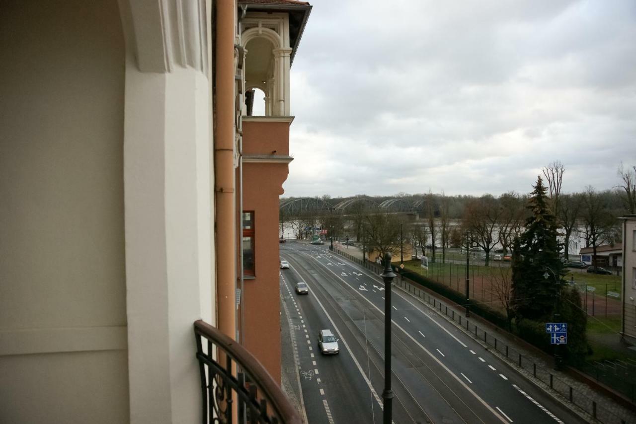 Wilhelmstadt Apartment 90m - PARKING Stary Toruń Buitenkant foto